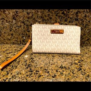 Used Michael Kors wallet